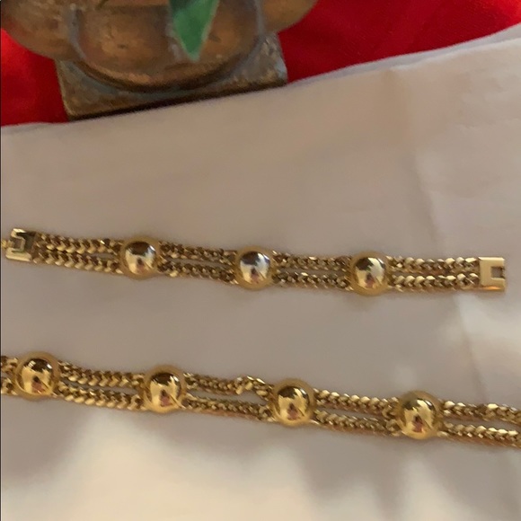 Vintage Monet custom jewelry set - Picture 2 of 3